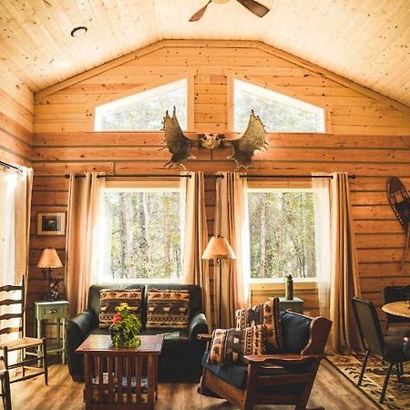 Denali Wild Stay - Moose Cabin, Free Wifi, 2 Private Bedrooms, Sleep 6 Healy Eksteriør bilde